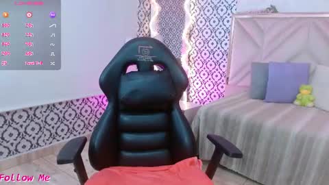 fiory tay online show from June 20, 7:42 pm
