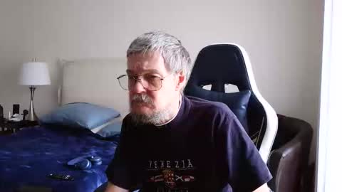 firedude3 online show from June 7, 7:41 pm