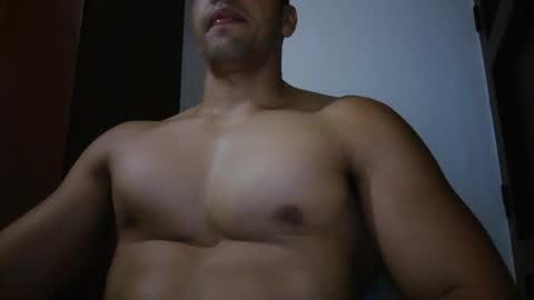 fitchestabs_69 online show from April 30, 7:52 pm