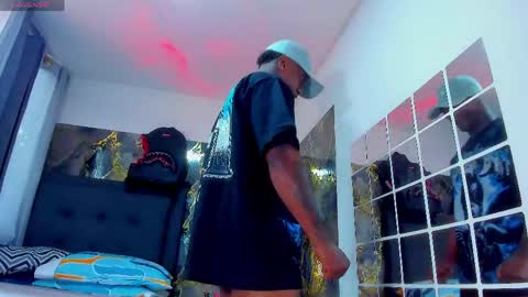 Flex Taylor  online show from April 14, 8:01 pm