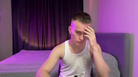 flikyy online show from November 30, 7:43 pm