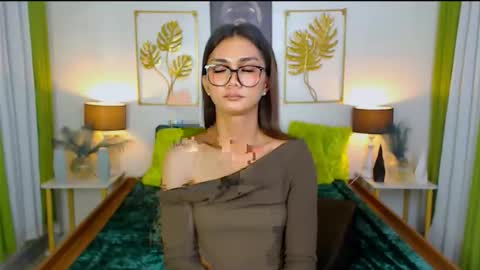 Snapshot of flirtymarga chatting on September 23, 12:48 am Marga online show from September 23, 12:48 am