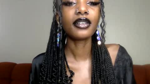 sheery online show from June 17, 10:53 am