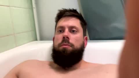 new here online show from December 31, 2:47 pm