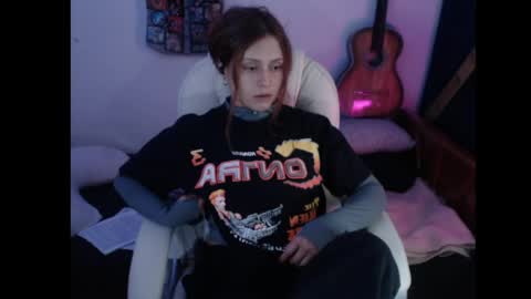 flor3citarockera online show from April 10, 2:33 pm