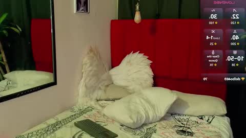 flor_gil online show from December 1, 4:54 am