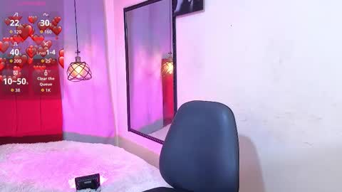 flor_gil online show from March 17, 3:33 am