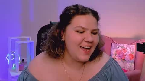 florenceanderson_ online show from September 11, 9:21 am