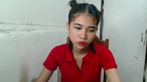 florloversweet1 online show from December 18, 2:40 am