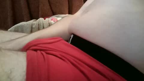 flow2105 online show from November 30, 4:25 pm