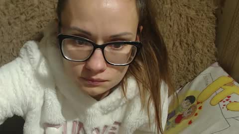 Snapshot of flowercandydoll13 chatting on December 28, 4:52 pm say meow and send tip online show from December 28, 4:52 pm