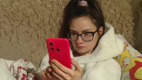 Snapshot of flowercandydoll13 chatting on February 9, 3:56 pm say meow and send tip online show from February 9, 3:56 pm