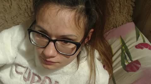 Snapshot of flowercandydoll13 chatting on December 10, 10:05 pm say meow and send tip online show from December 10, 10:05 pm