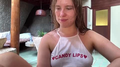 fluffy_bunnyxxx online show from January 10, 5:58 am