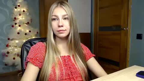Snapshot of fofhcf chatting on January 9, 10:20 pm Molli Ready for any play with you. Hottest show in pvt Help a student earn big tokens online show from January 9, 10:20 pm