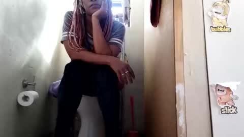 foofiefillup online show from November 19, 7:08 am