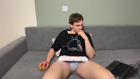fooxiq online show from June 3, 8:03 pm