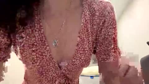 forbiddennvelvet online show from October 30, 8:53 pm