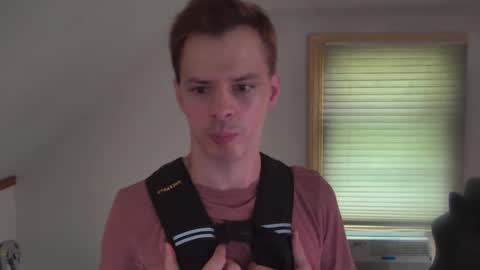 Snapshot of forever_broken chatting on September 30, 3:11 pm forever_broken online show from September 30, 3:11 pm