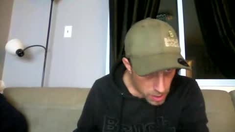 Snapshot of fouraide42 chatting on January 7, 1:49 am fouraide42 online show from January 7, 1:49 am
