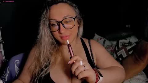 Kris online show from March 12, 3:54 am