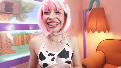 Miss Evans online show from April 11, 7:18 pm