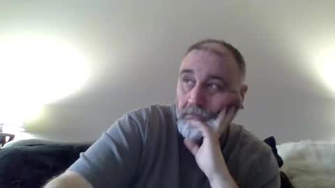 foxyfang online show from February 8, 2:42 pm