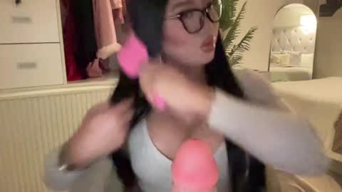 Snapshot of foxyluscious chatting on March 5, 7:17 pm Ms Celeste Anne online show from March 5, 7:17 pm