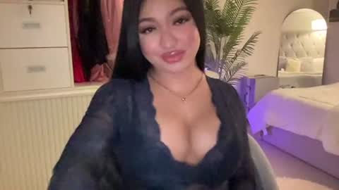 Snapshot of foxyluscious chatting on February 3, 5:03 pm Ms Celeste Anne online show from February 3, 5:03 pm