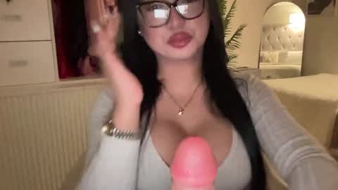 Snapshot of foxyluscious chatting on March 9, 3:01 am Ms Celeste Anne online show from March 9, 3:01 am