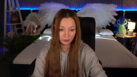 Maya online show from November 30, 2:57 pm