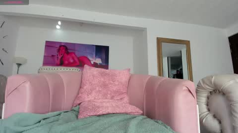 IM FRAIDER online show from January 15, 9:20 pm