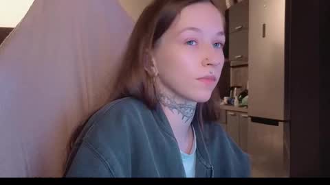 fran_bow online show from February 21, 10:02 pm