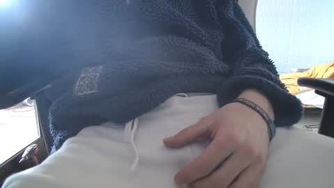 franceghj99 online show from January 12, 12:45 pm