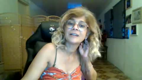 francelune online show from December 17, 3:08 pm