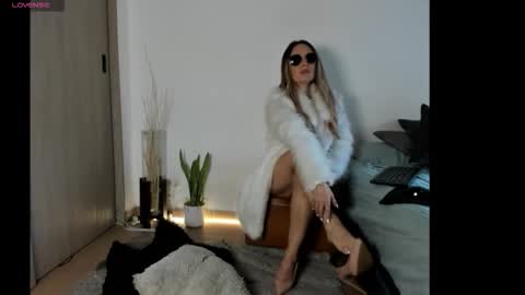 Snapshot of francescaandromeo chatting on September 30, 9:03 pm karla and Romeo online show from September 30, 9:03 pm