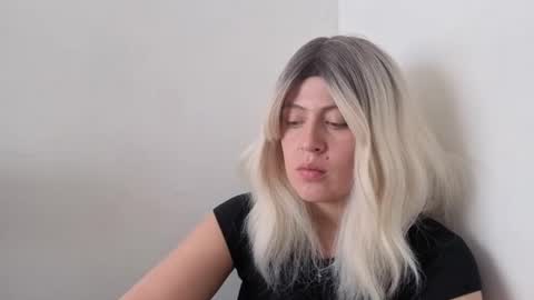 Francesca online show from September 24, 8:15 pm