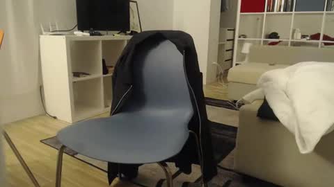 Snapshot of francescosal chatting on October 18, 4:38 am francescosal online show from October 18, 4:38 am