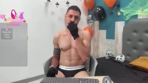 Snapshot of frank_millers chatting on October 20, 8:47 pm Frank online show from October 20, 8:47 pm