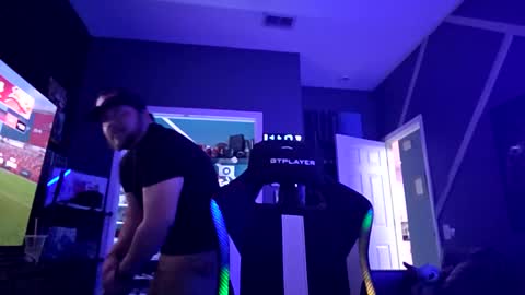 frankievw9 online show from September 25, 3:13 am