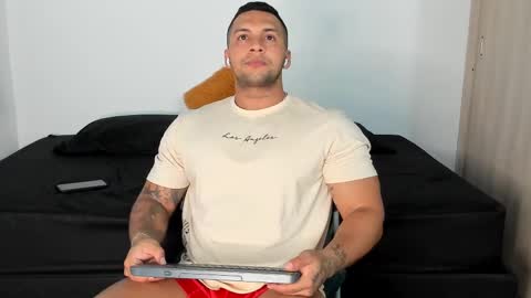 frank online show from February 15, 7:06 am