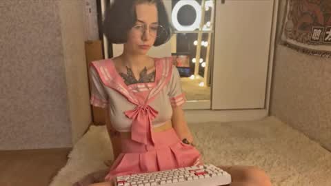 Snapshot of frau_basted chatting on October 1, 8:08 pm mistress Bastet and mintcola online show from October 1, 8:08 pm