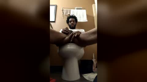 freak179602 online show from July 2, 3:44 am