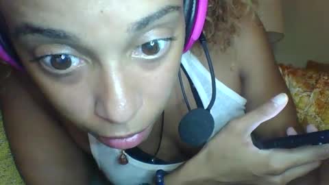 Snapshot of freakjawn1992 chatting on December 4, 4:48 am FreakJawn online show from December 4, 4:48 am