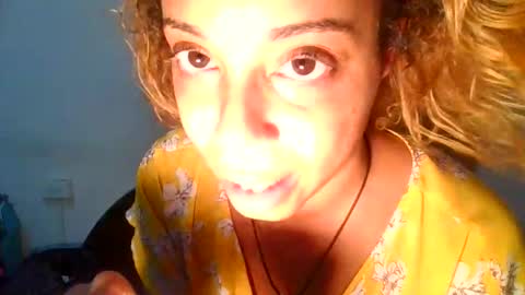 Snapshot of freakjawn1992 chatting on October 20, 11:43 pm FreakJawn online show from October 20, 11:43 pm