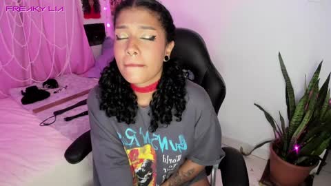 Lia Gomez online show from February 8, 2:15 am