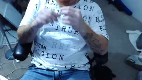 freakyfreddie305 online show from October 15, 1:20 am