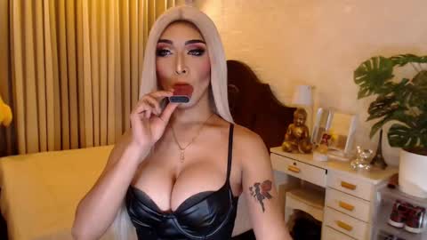 Snapshot of freakymariaxxxx chatting on March 3, 11:56 pm Maria online show from March 3, 11:56 pm