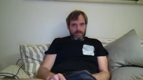 free_love_for_everyone online show from April 24, 12:12 am