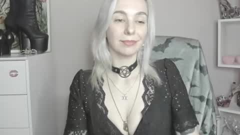 Anne online show from July 16, 10:40 am